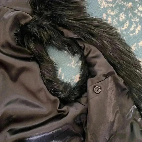 Willi Smith soft faux for hooded vest, large - Picture 3 of 4